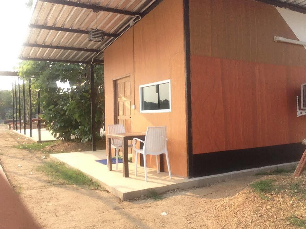 The Riverpool Resort And Spa Kanchanaburi Exterior photo