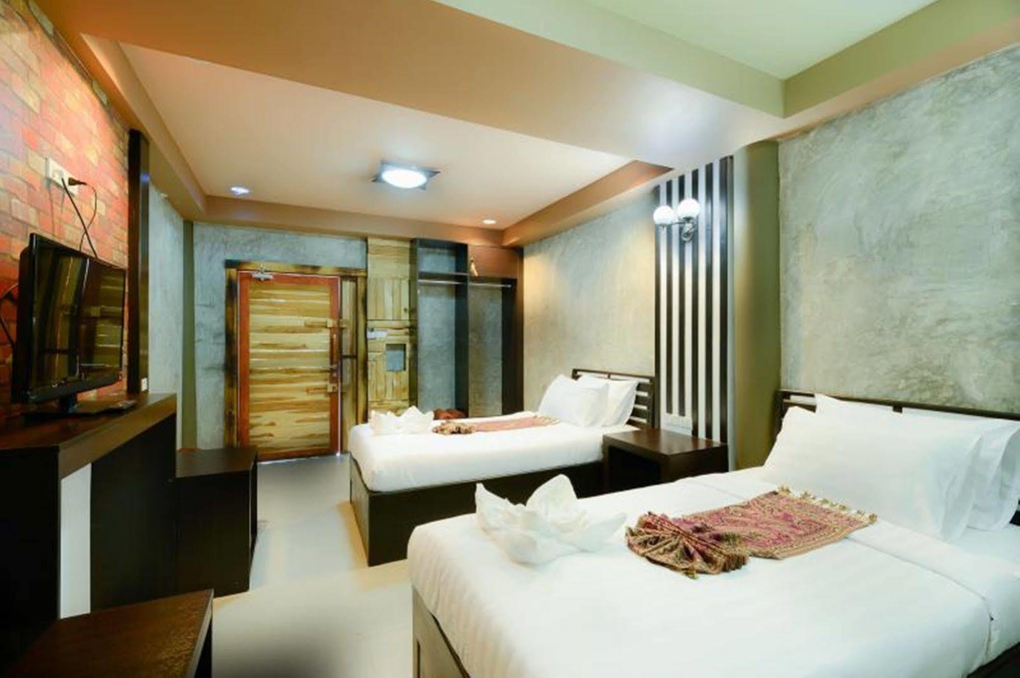 The Riverpool Resort And Spa Kanchanaburi Exterior photo